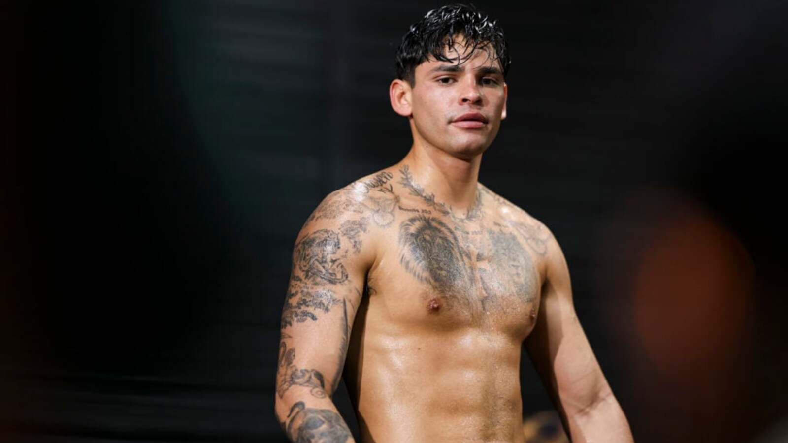 Młody streamer przyjmuje 21 ciosów w korpus od Ryana Garcii