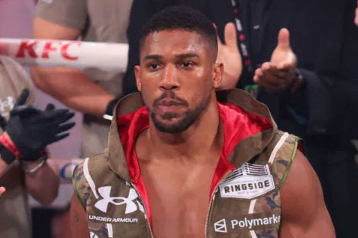 Anthony Joshua Teases 'Big-Business' MMA Jump After Tyson Fury Mega-Fight