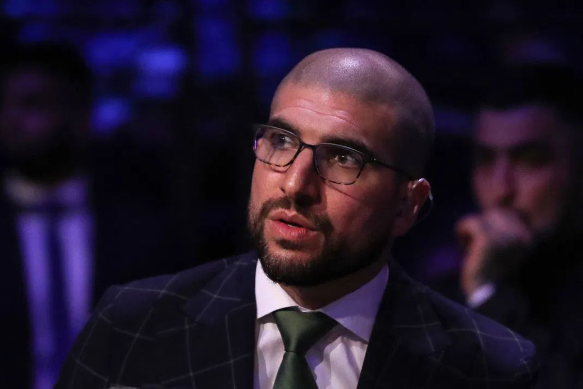 Ariel Helwani odpowiada na krytykę dotyczącą długich wywiadów na gali Rousey-Carano