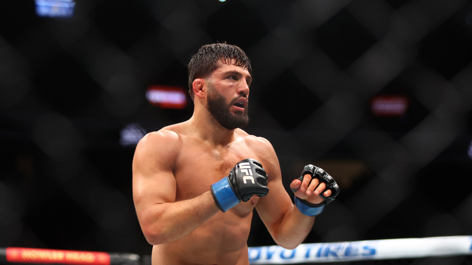 Arman Tsarukyan zmierzy się z legendą MMA w starciu poza UFC