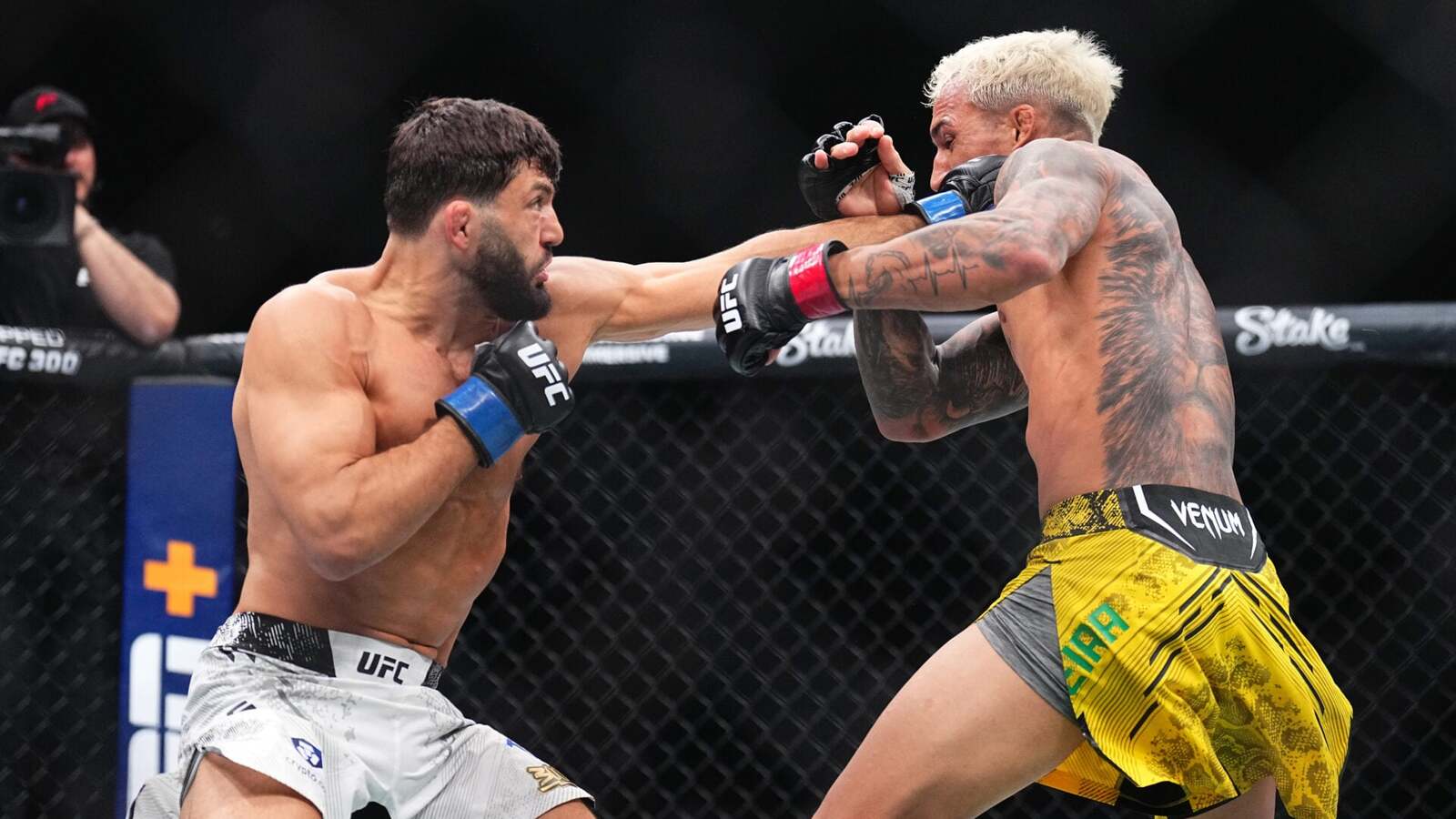 Arman Tsarukyan pomija Charlesa Oliveirę w swoim rankingu „Mount Rushmore” wagi lekkiej UFC