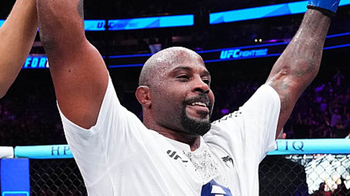 Kontrowersje po walce w UFC. Zawodnik musiał wrócić do oktagonu po błędnej decyzję