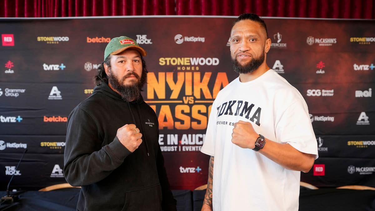 Były reprezentant All Blacks Rene Ranger wraca na ring na walkę z Manu Vatuvei