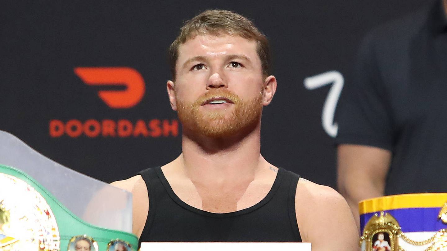 Canelo Alvarez wskazuje następcę w meksykańskim boksie. Pomija Benavideza