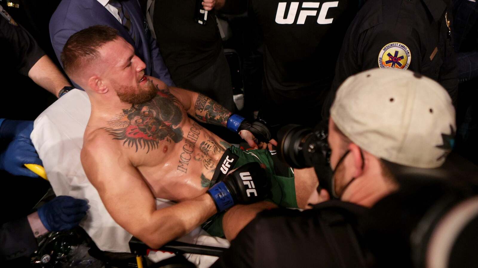 Conor McGregor reaguje na doniesienia o stosowaniu zakazanych substancji podczas przerwy po złamaniu nogi