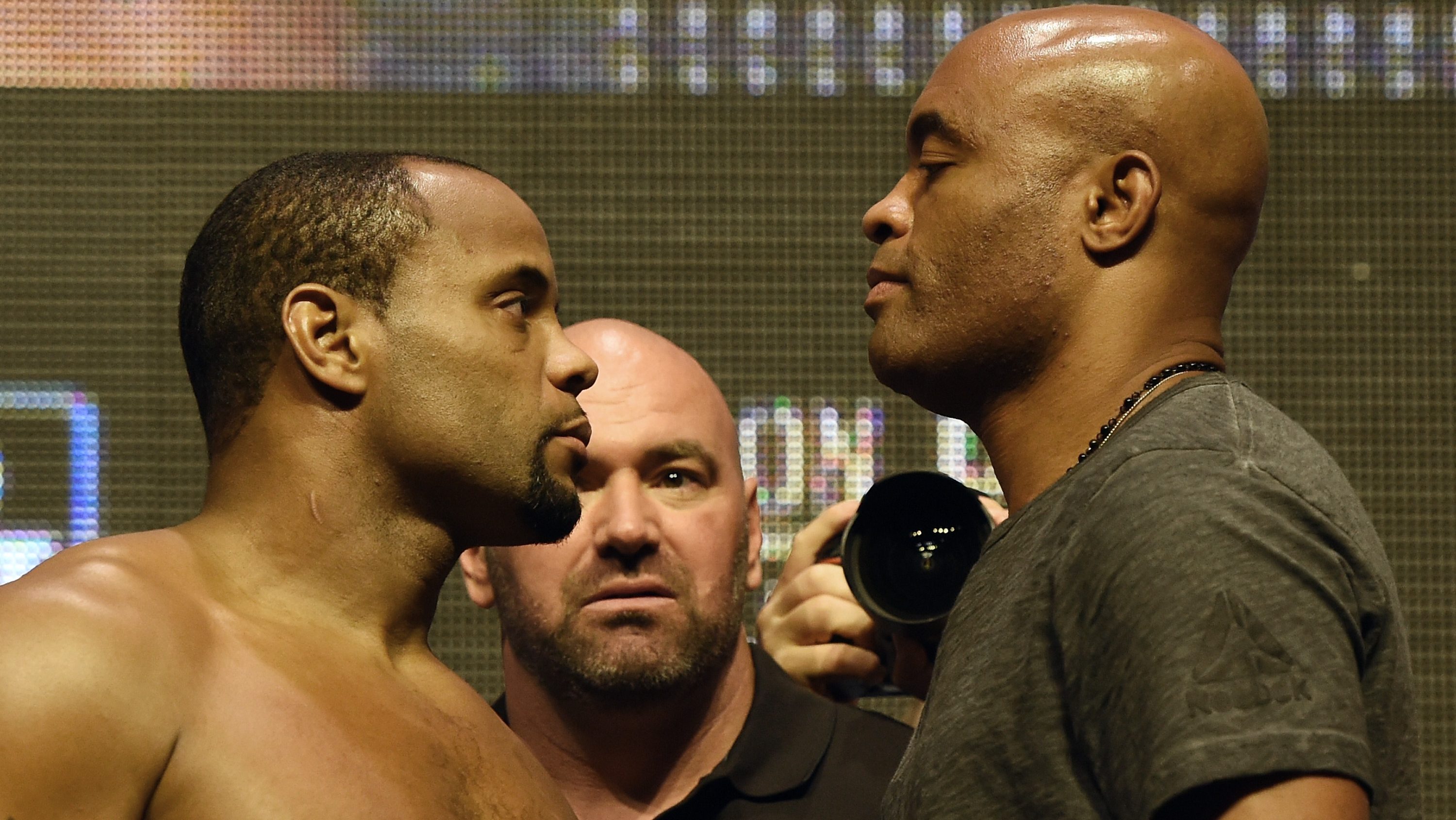 Dana White twierdzi, że Anderson Silva z nim nie rozmawia