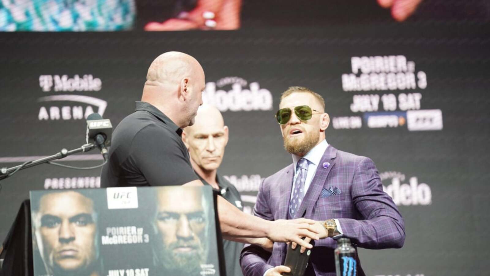 Dana White o negocjacjach z Conorem McGregorem: 'Nie ma żadnych negocjacji'