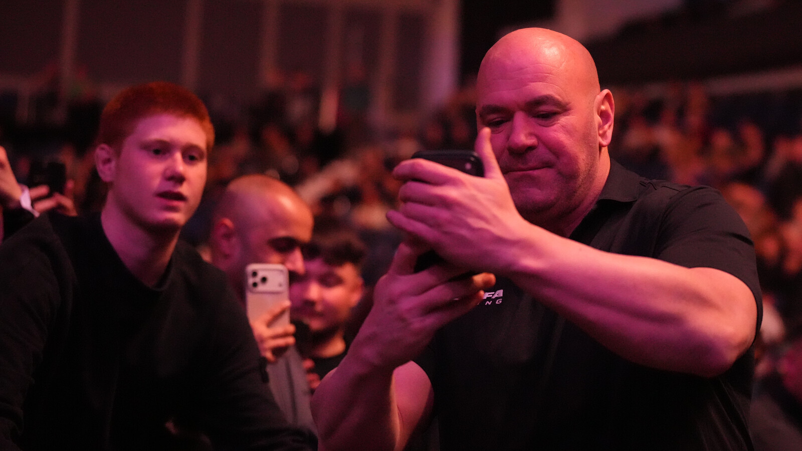 Dana White odrzuca pomysł Joe Rogana w sprawie problemu z wagą w UFC