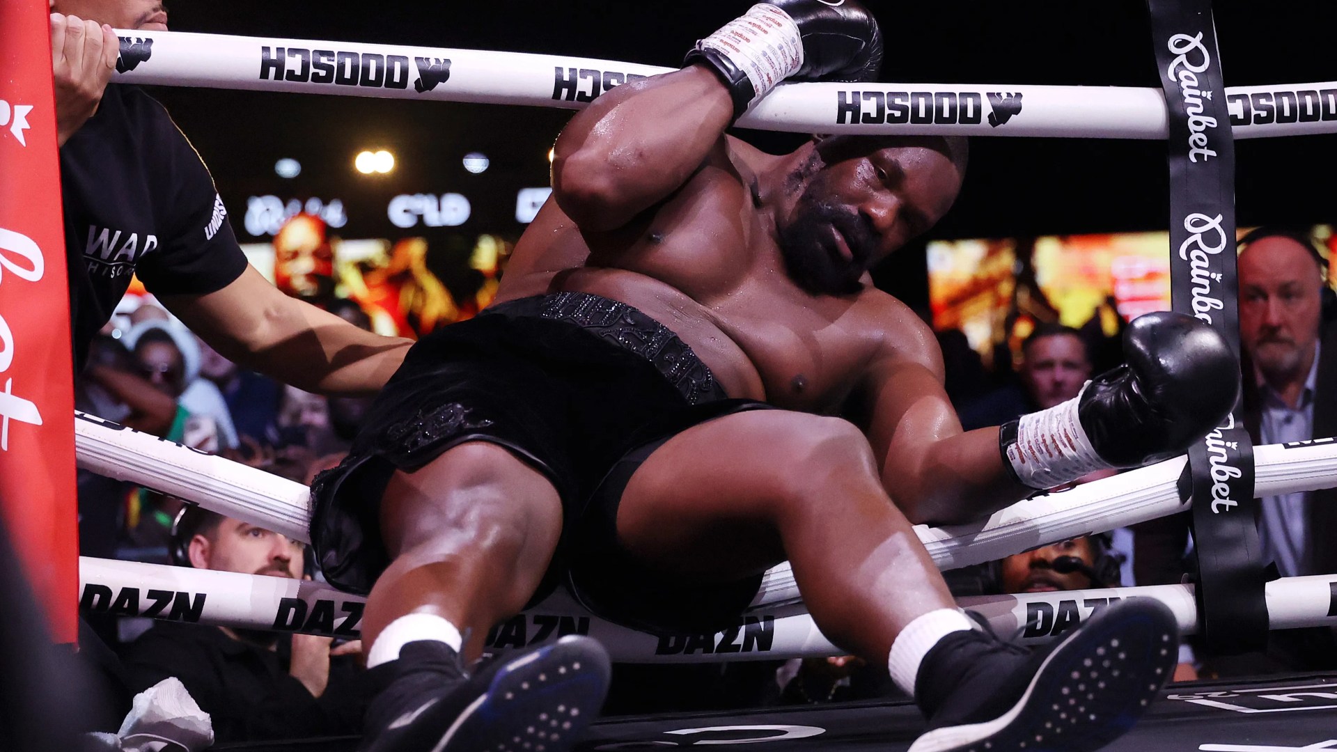 Derek Chisora rozważa zmianę roli w boksie po zwycięstwie nad Deontayem Wilderem