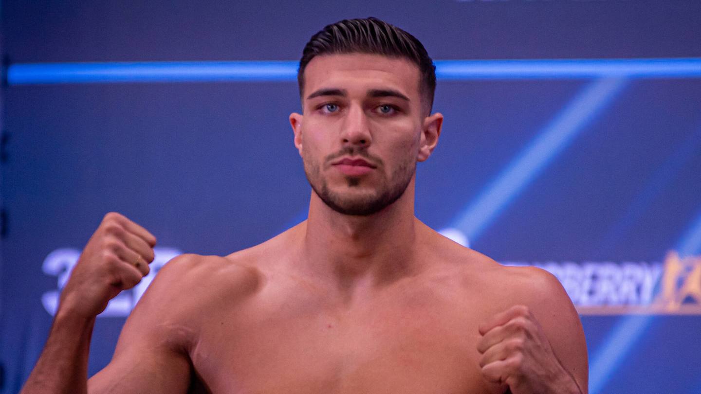 Eddie Hall powraca do boksu. Były najsilniejszy człowiek świata zmierzy się z Tommym Fury'm