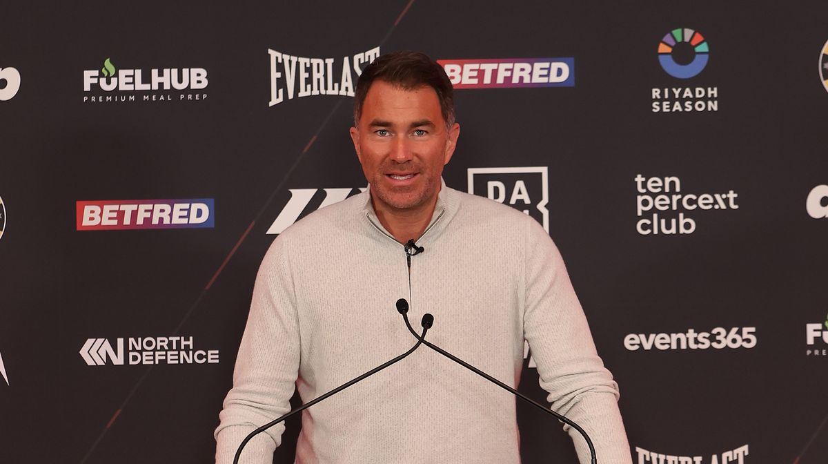 Eddie Hearn wyjaśnia, dlaczego gala w Liverpoolu się odbędzie mimo odwołania dwóch walk