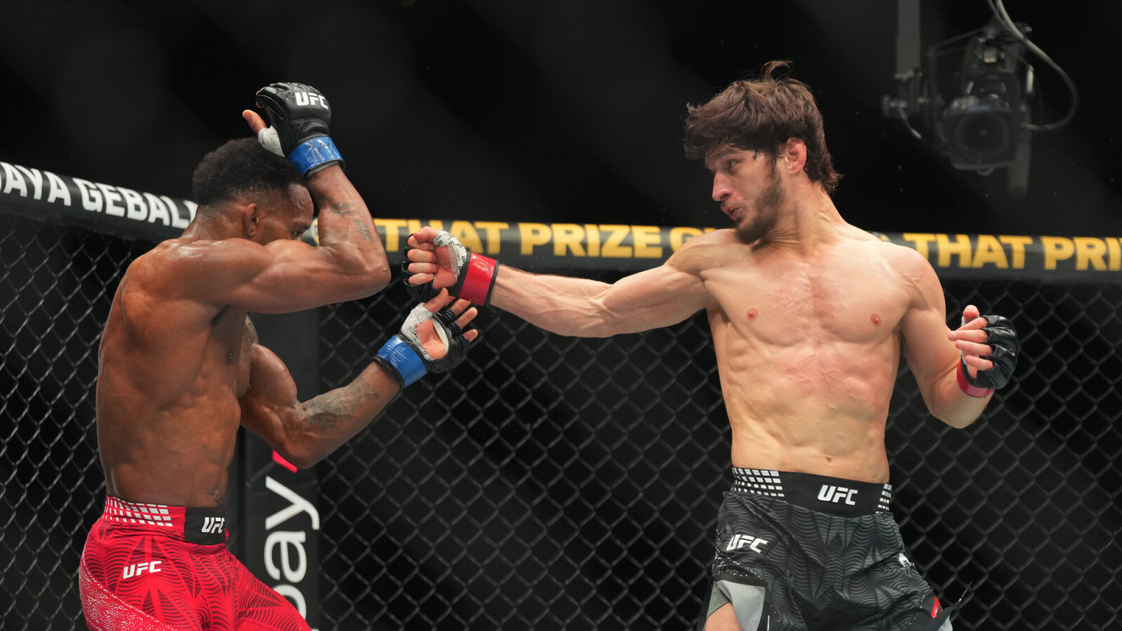 Movsar Evloev kontrowersyjnie o kobiecym MMA: „Powinni je usunąć z UFC”
