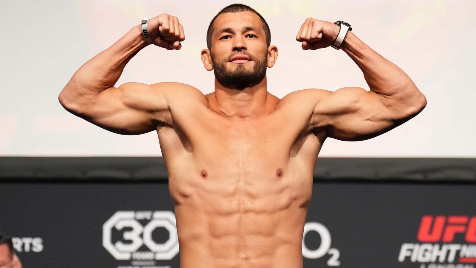 Były zawodnik UFC Mahmud Muradow podwójnym mistrzem po niesamowitym powrocie