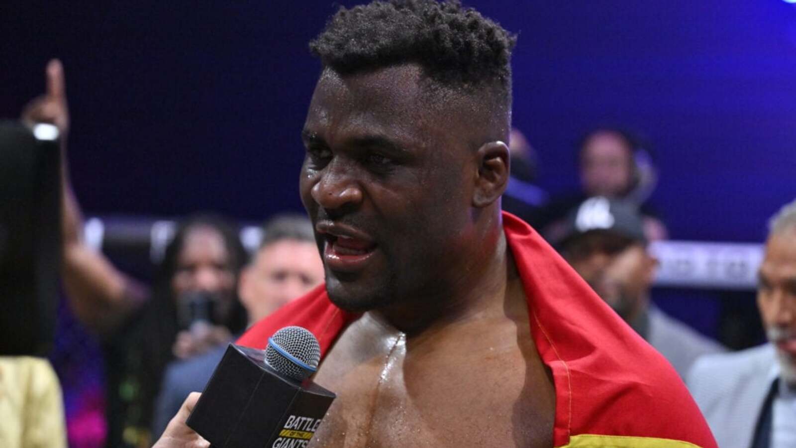Francis Ngannou ujawnia, że PFL zwolniło go na miesiące przed 'dziwnym' ogłoszeniem