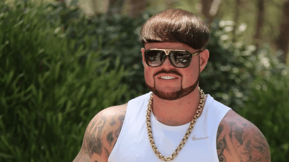 Ibiza Final Boss prezentuje niesamowitą formę przed nadchodzącą walką bokserską