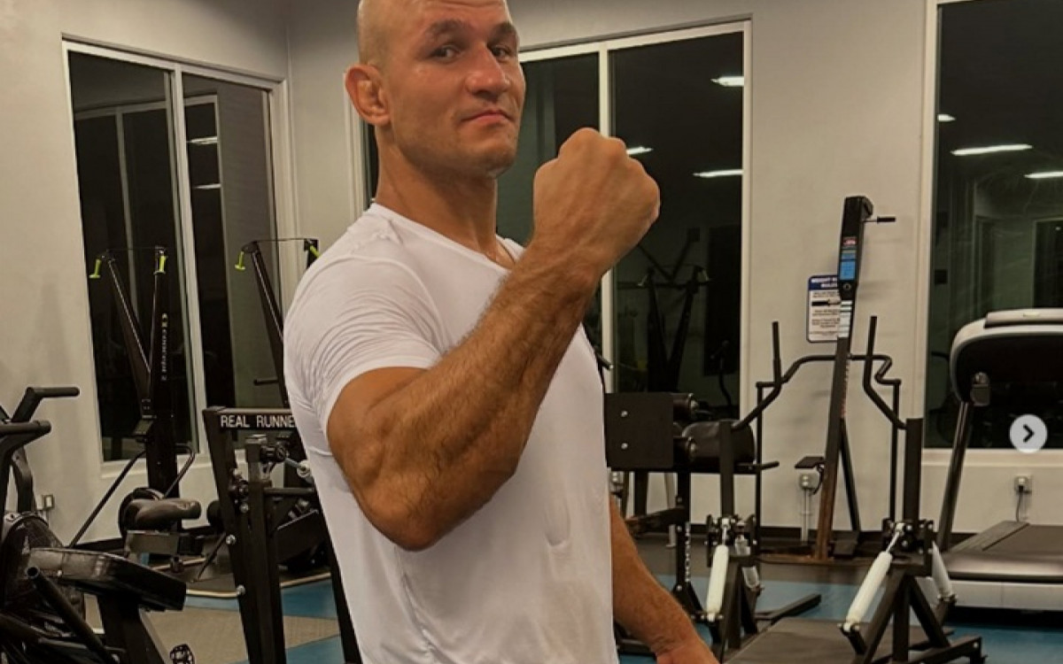 Junior Dos Santos i siostra Alexa Pereiry na karcie walk gali MMA od Netflixa