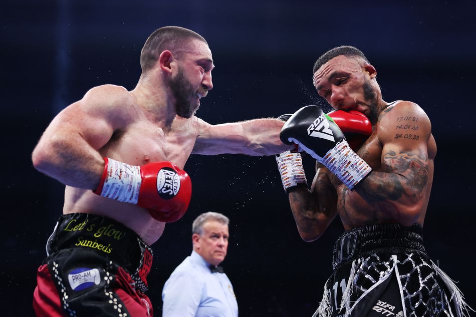 James Dickens vs Anthony Cacace: walka o tytuł WBA w super piórkowej w Dublinie