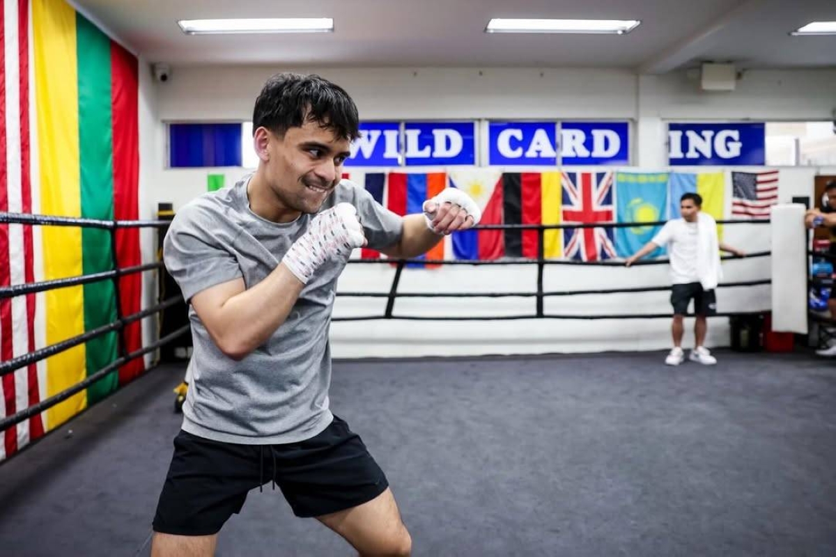 Jimuel Pacquiao zdobywa pierwsze zwycięstwo w zawodowym boksie