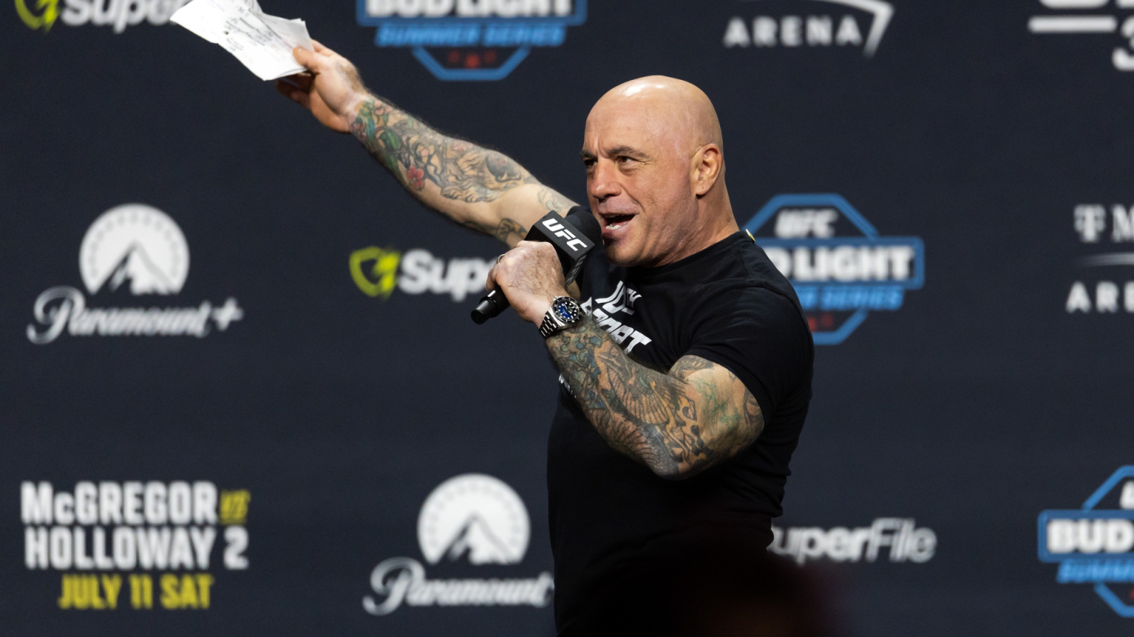 Joe Rogan told he ‘shouldn’t watch fighting’ by UFC 329 star he claims won via an early stoppage