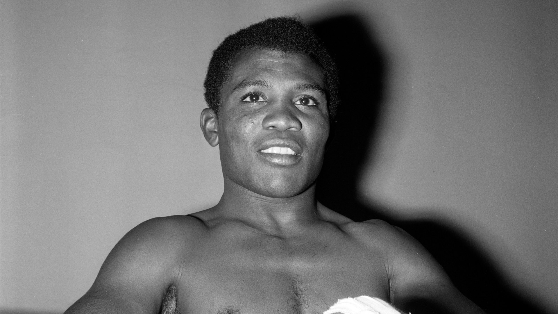 Jose Legra dead at 83: Former two-time WBC featherweight world boxing champion passes away as tributes pour in