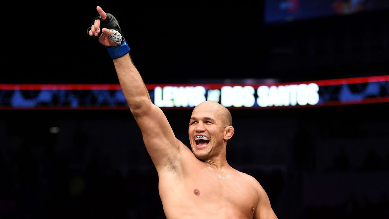 Junior Dos Santos powraca do MMA. Wystąpi na inauguracyjnej gali MVP