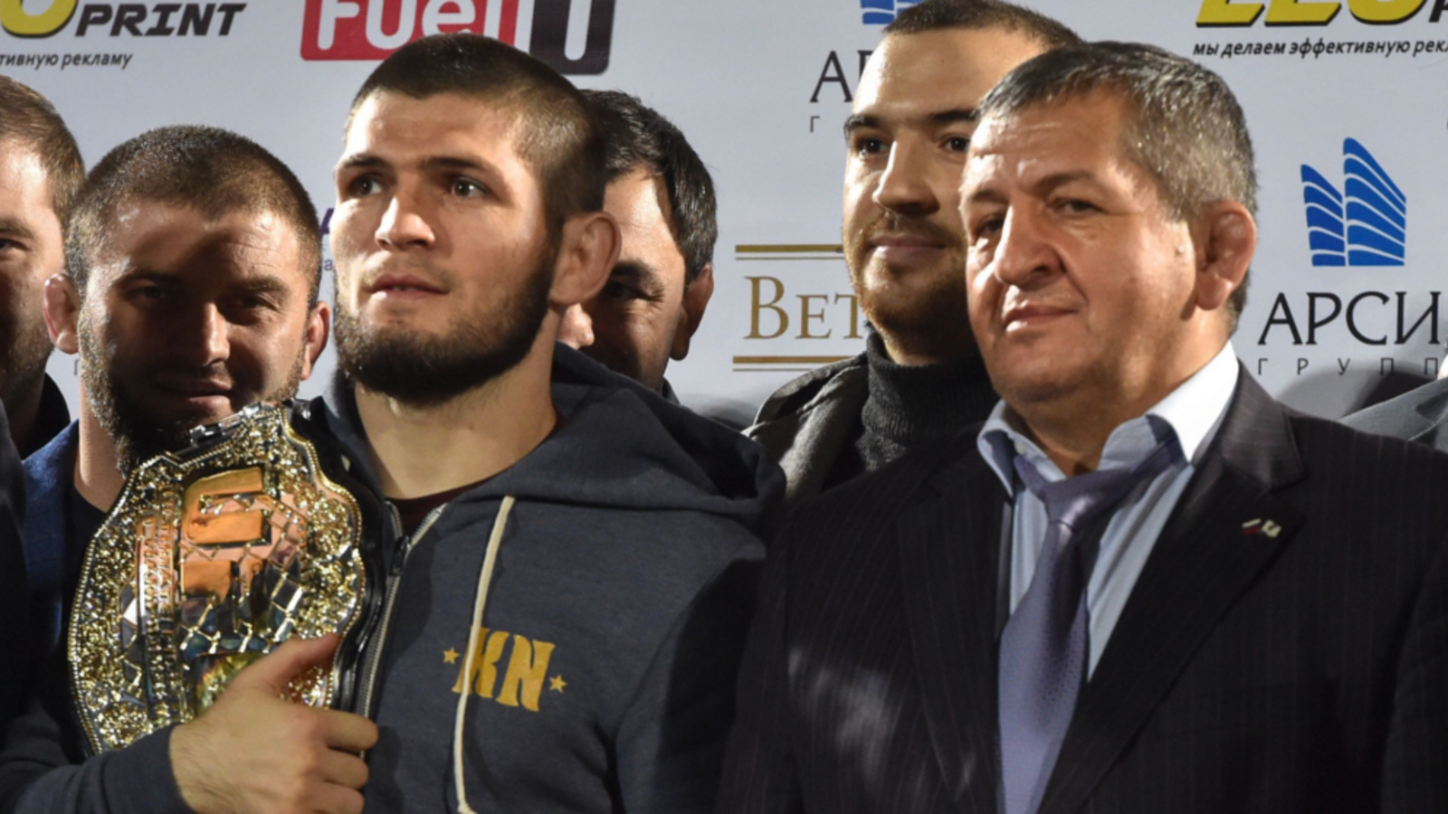 Khabib o dziedzictwie ojca: Pomógł setkom ludzi poza oktagonem