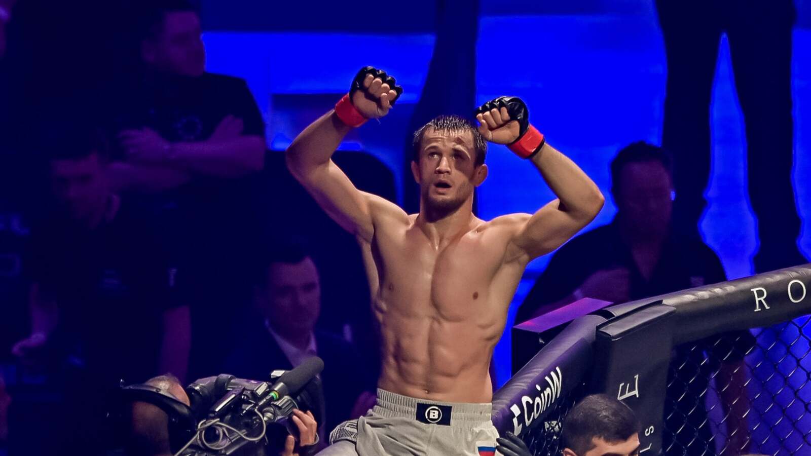 Kuzyn Khabiba Nurmagomedova, Usman (21-0), w sierpniu stanie się wolnym agentem