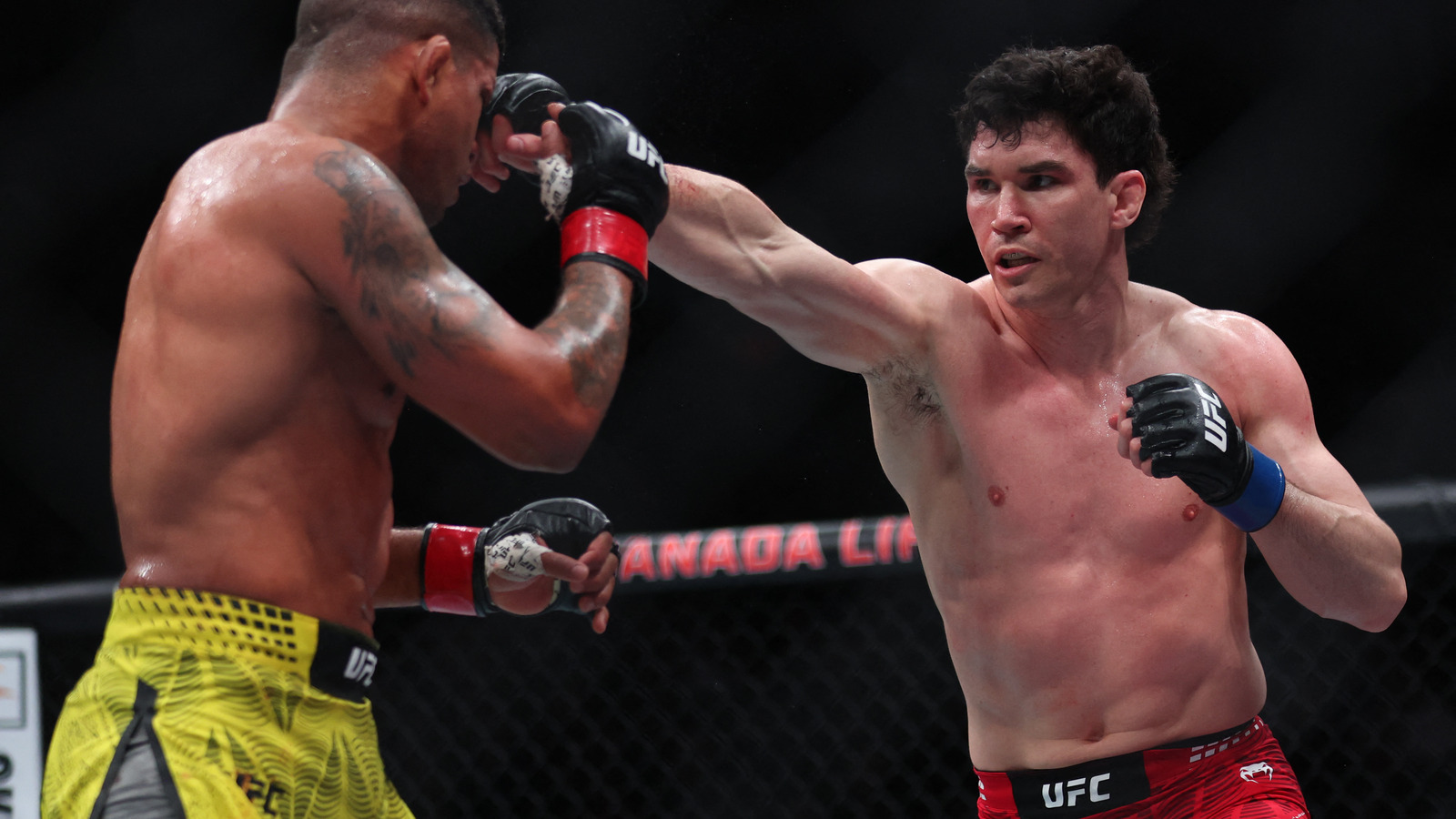 Mike Malott zmierzy się z Joaquinem Buckleyem w walce wieczoru UFC Edmonton