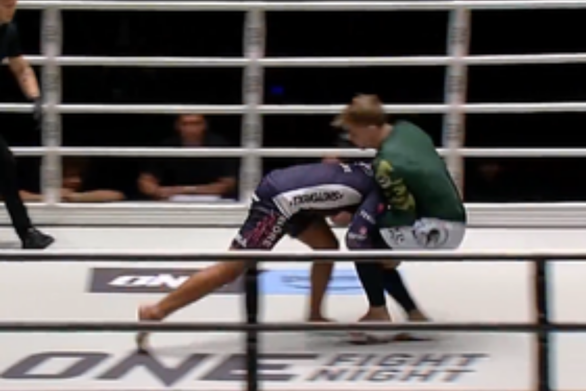 Tye Ruotolo z WWE-style spearem obronił tytuł w ONE Championship