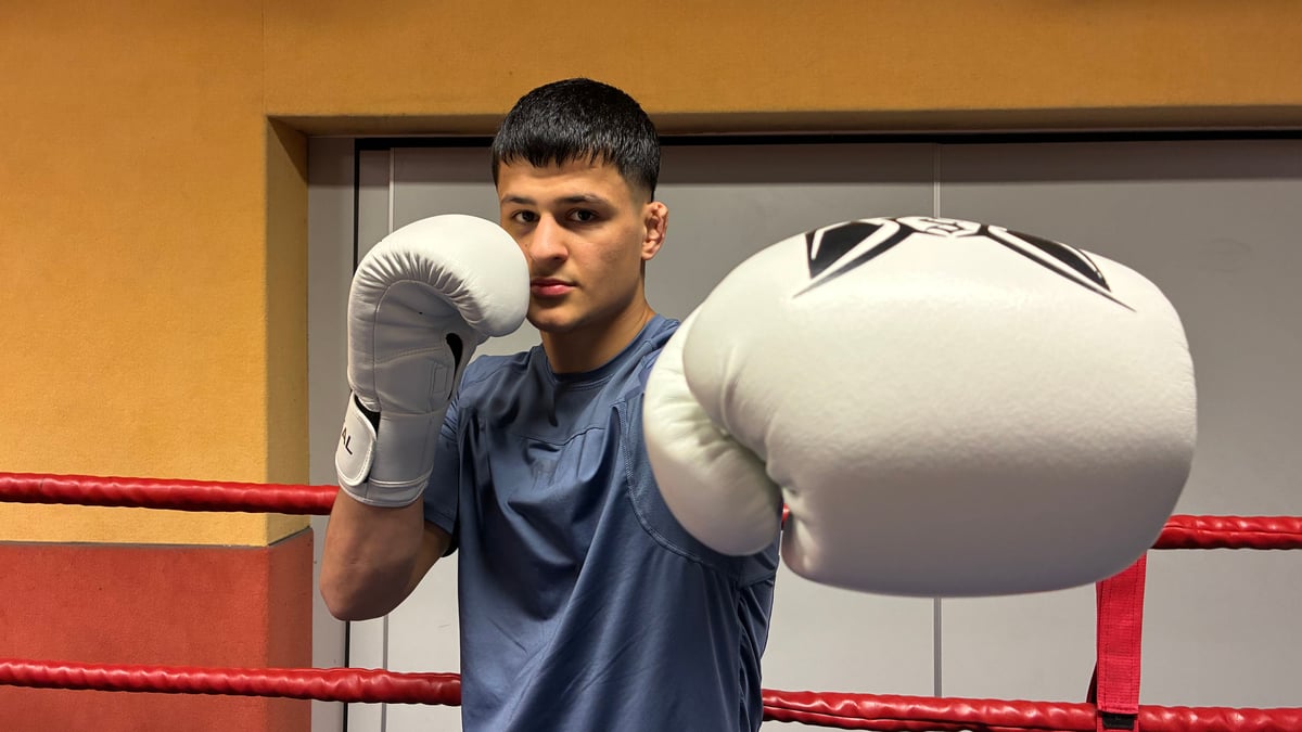 Hadis Hafizi wraca po kontuzji. 19-latek walczy o przyszłość w MMA