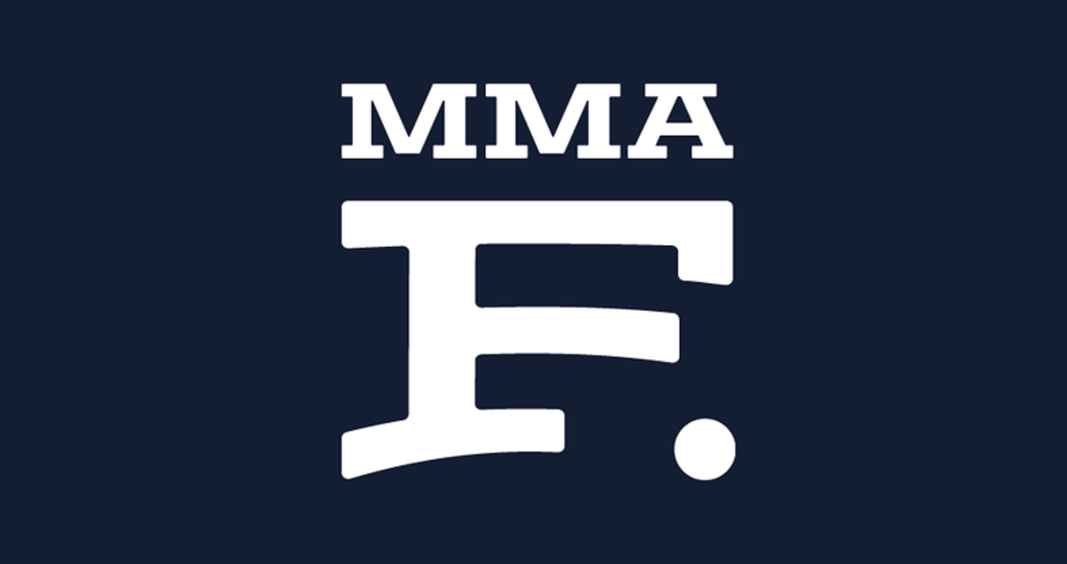 Usman Nurmagomedov nokautuje Archiego Colgana w pierwszej rundzie na gali PFL