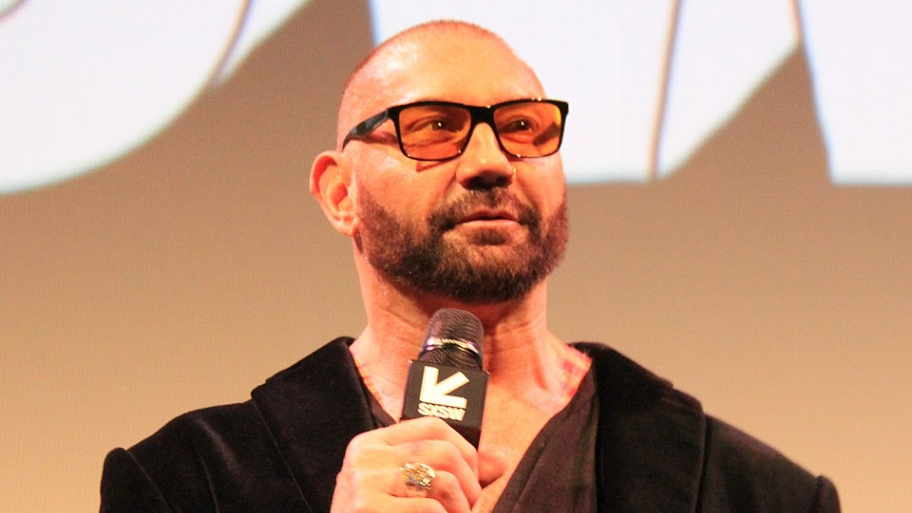 Dave Bautista wyjaśnia, dlaczego usunął tatuaż z wizerunkiem Manny'ego Pacquiao