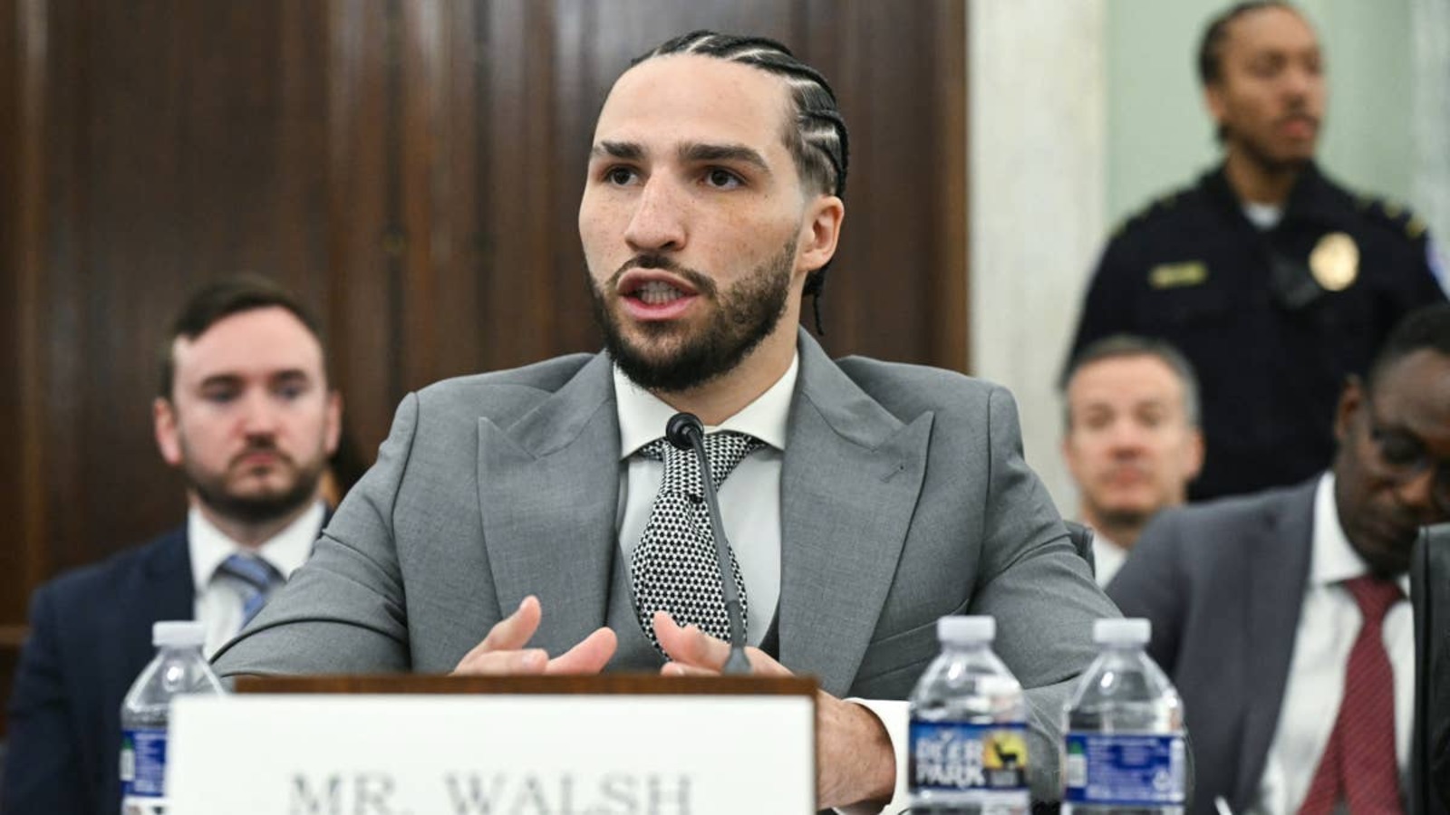 Nico Ali Walsh przeciwko ustawie imienia Muhammada Alego. Wnuk legendy zeznawał w Senacie USA