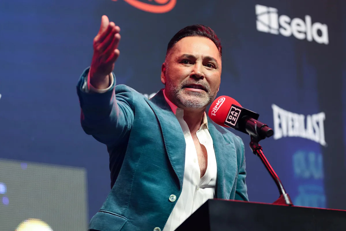 Oscar De La Hoya krytykuje projekt Zuffa Boxing i ostrzega Jaia Opetaię