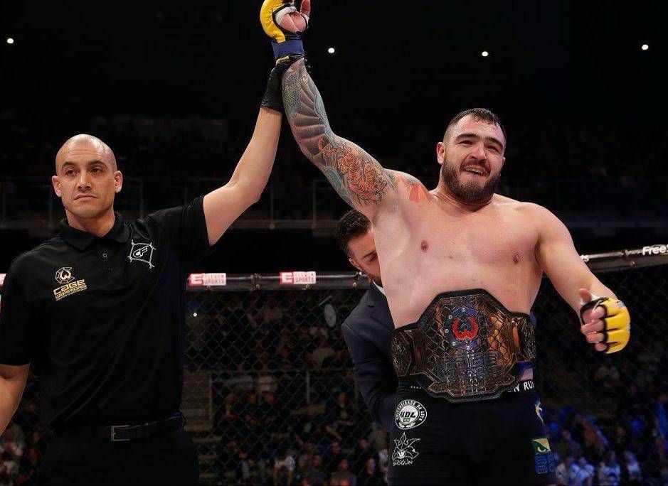 Cage Warriors wraca do Włoch. Mauro Cerilli zakończy karierę na gali w Ostii