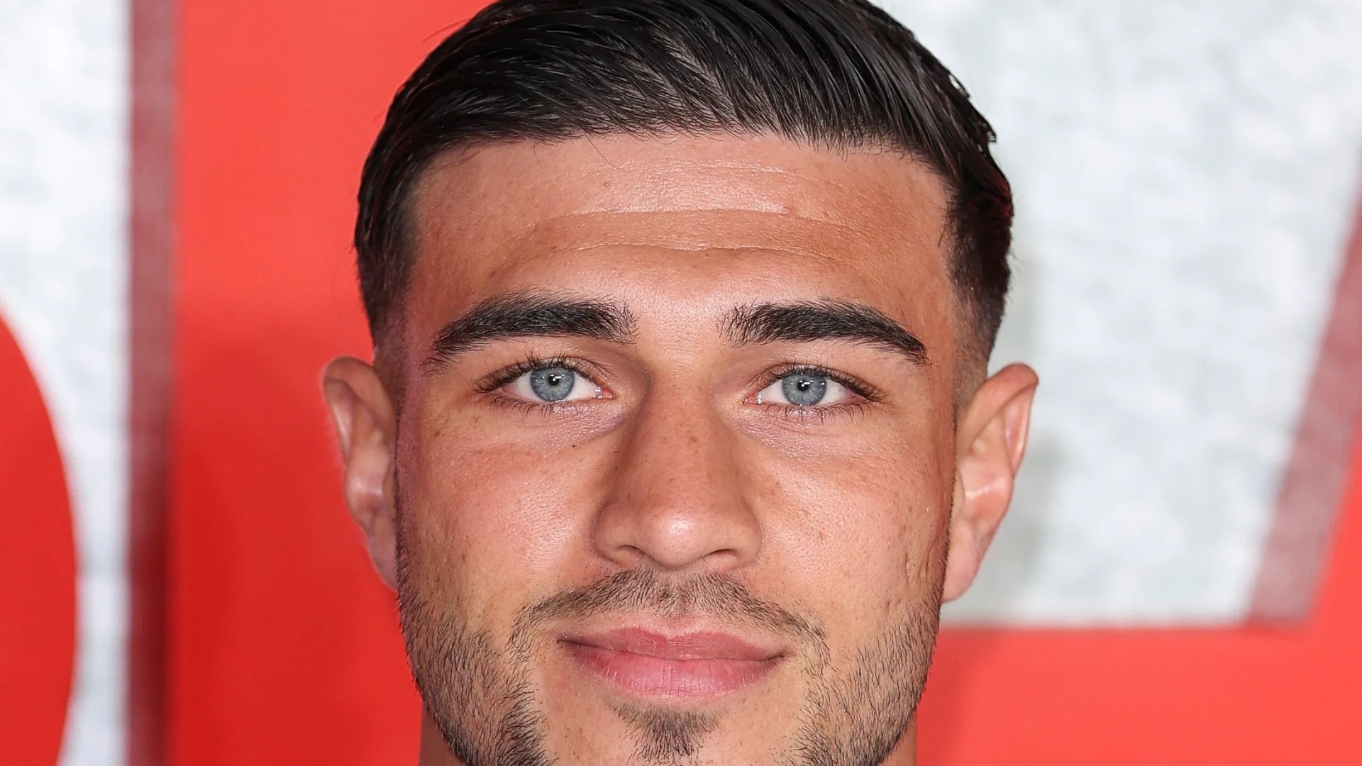 Tommy Fury w tarapatach finansowych? Bokser walczy z czasem