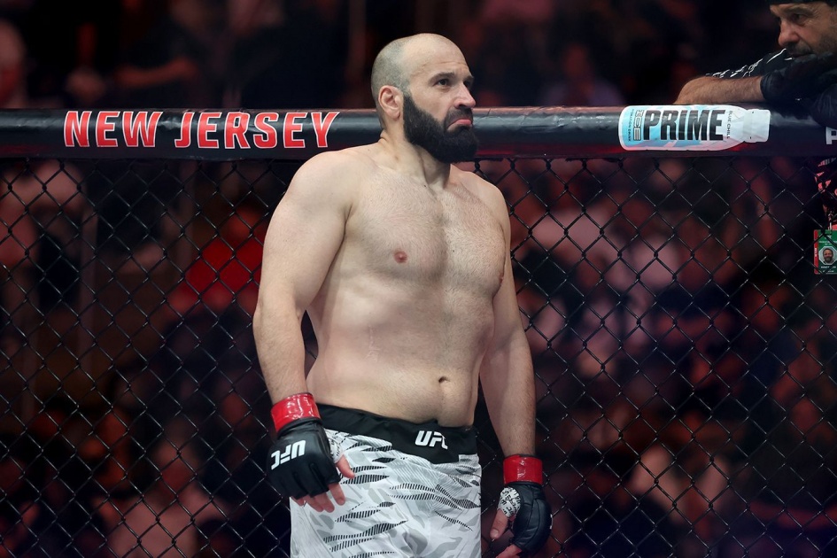 Sześciu zawodników z UFC 327 zawieszonych na czas nieokreślony przez komisję Florydy