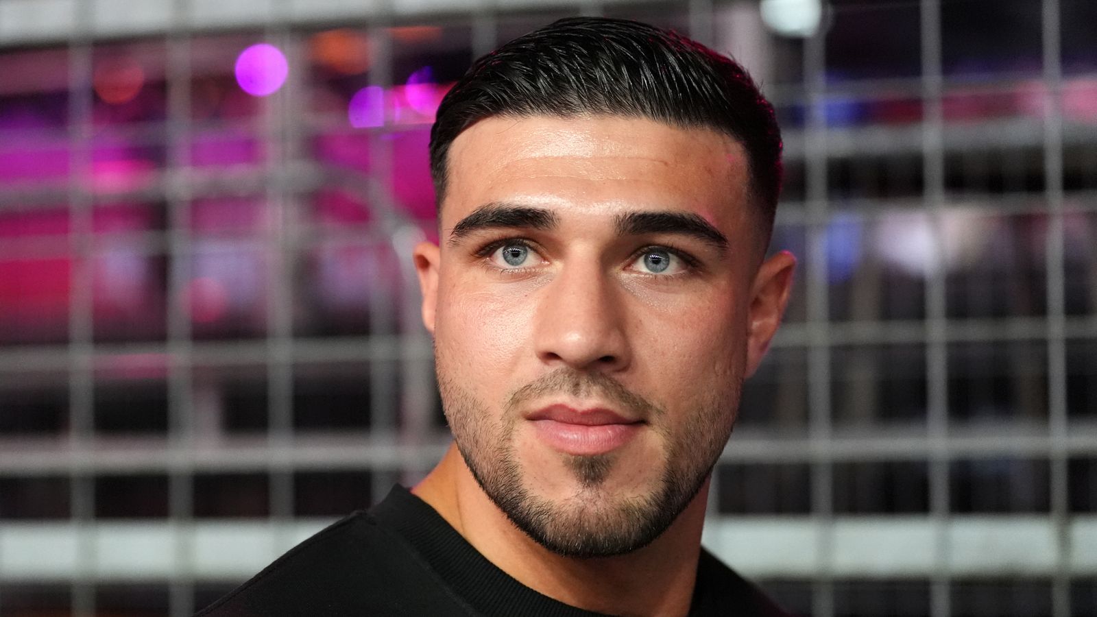 Tommy Fury powraca do boksu. W czerwcu zmierzy się z byłym Najsilniejszym Człowiekiem Świata Eddiem Hallem