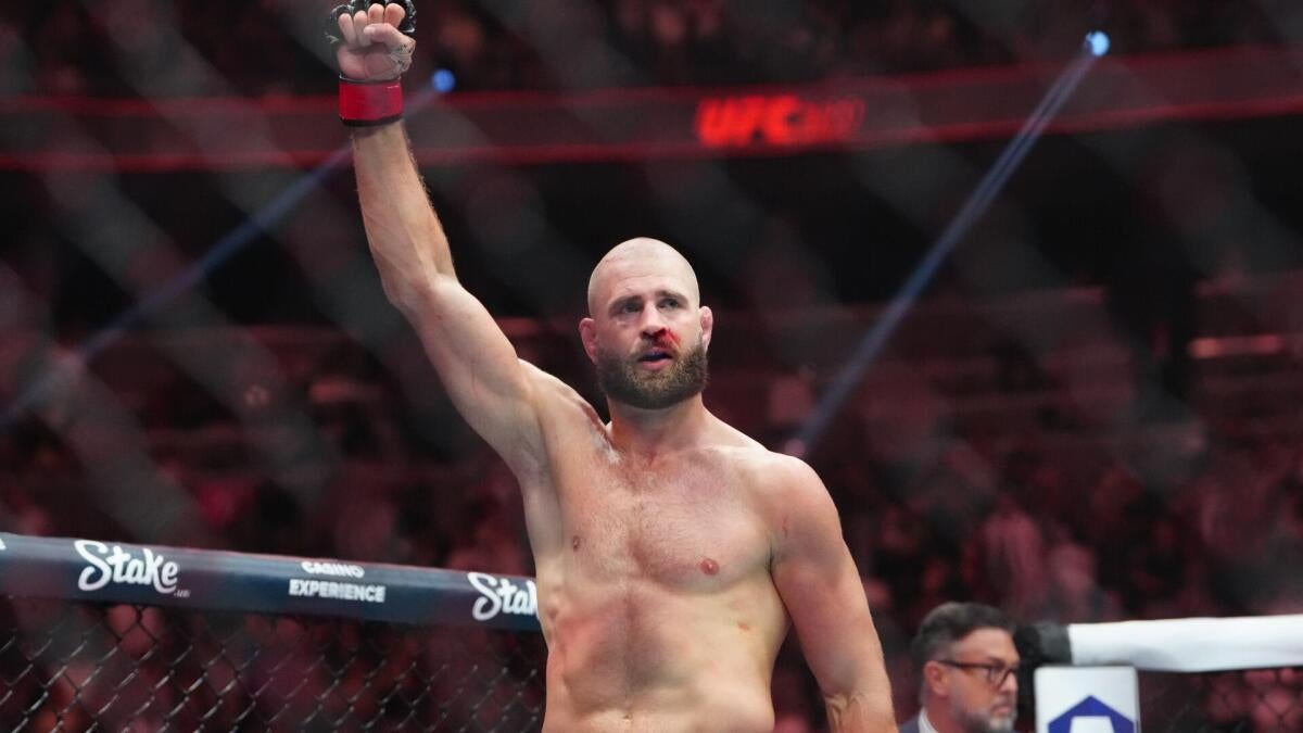 Jiri Prochazka vs. Carlos Ulberg na UFC 327. Ekspert ujawnia typy i przewidywania