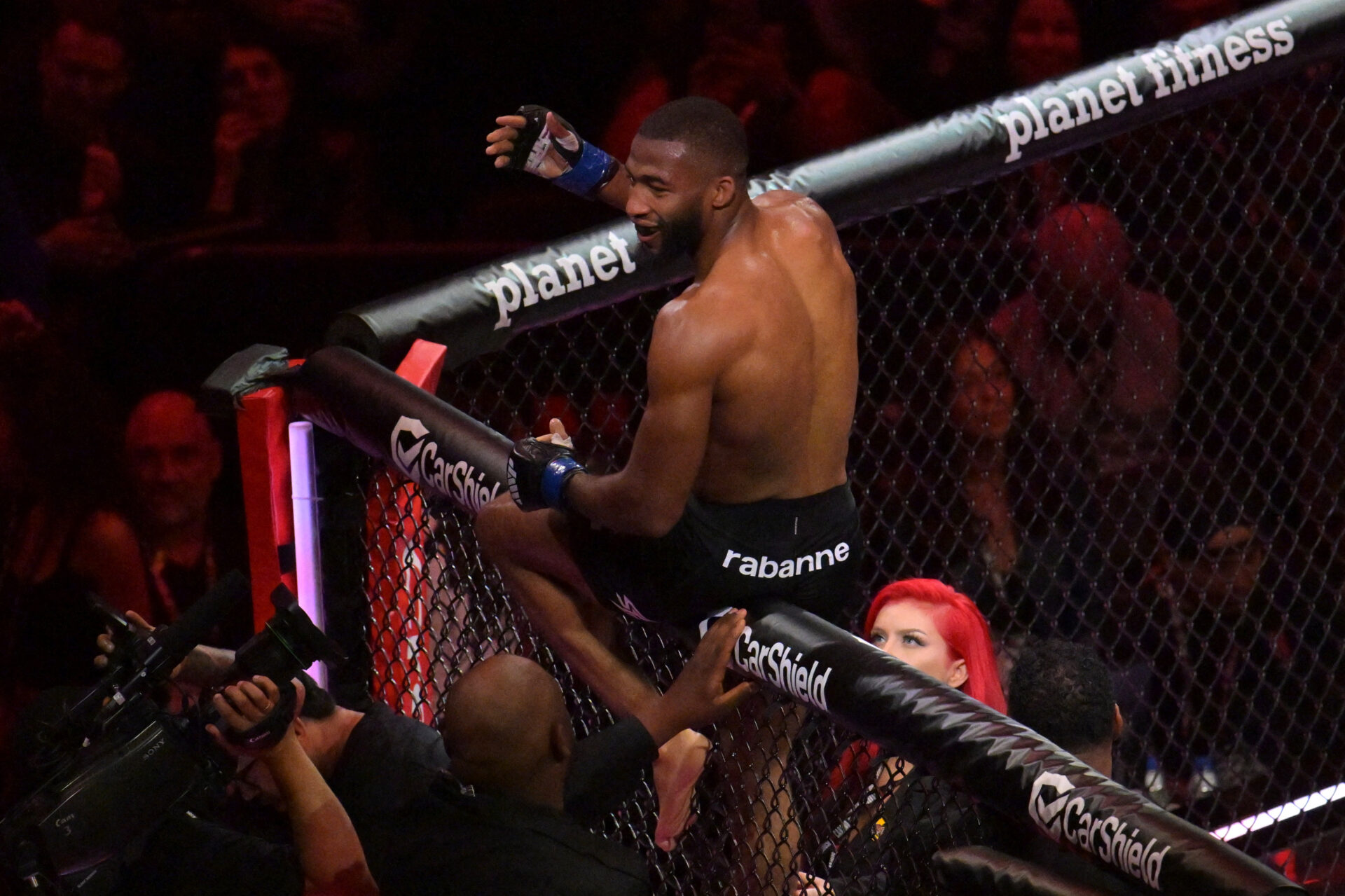 UFC Paris: Analiza i typowanie walki Dan Hooker vs. Salahdine Parnasse