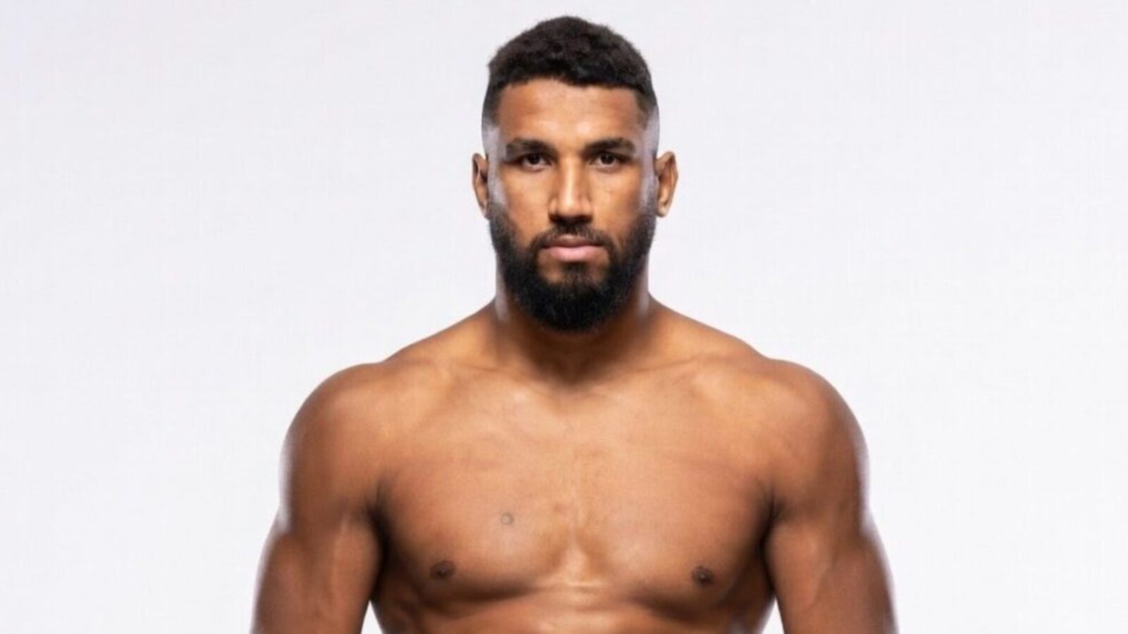 Guilherme 'Kong' Pat. Niepokonany ciężki wag z Brazylii, który pokonał problemy wizowe, by dotrzeć do UFC