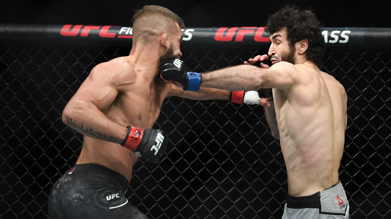 Zabit Magomedsharipov wrócił do rywalizacji: Zwycięstwo nad zawodnikiem z top 10 UFC